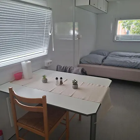בית אירוח Living Wagon In Area *